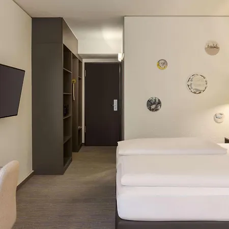 Vienna House Easy By Wyndham Готель 4*